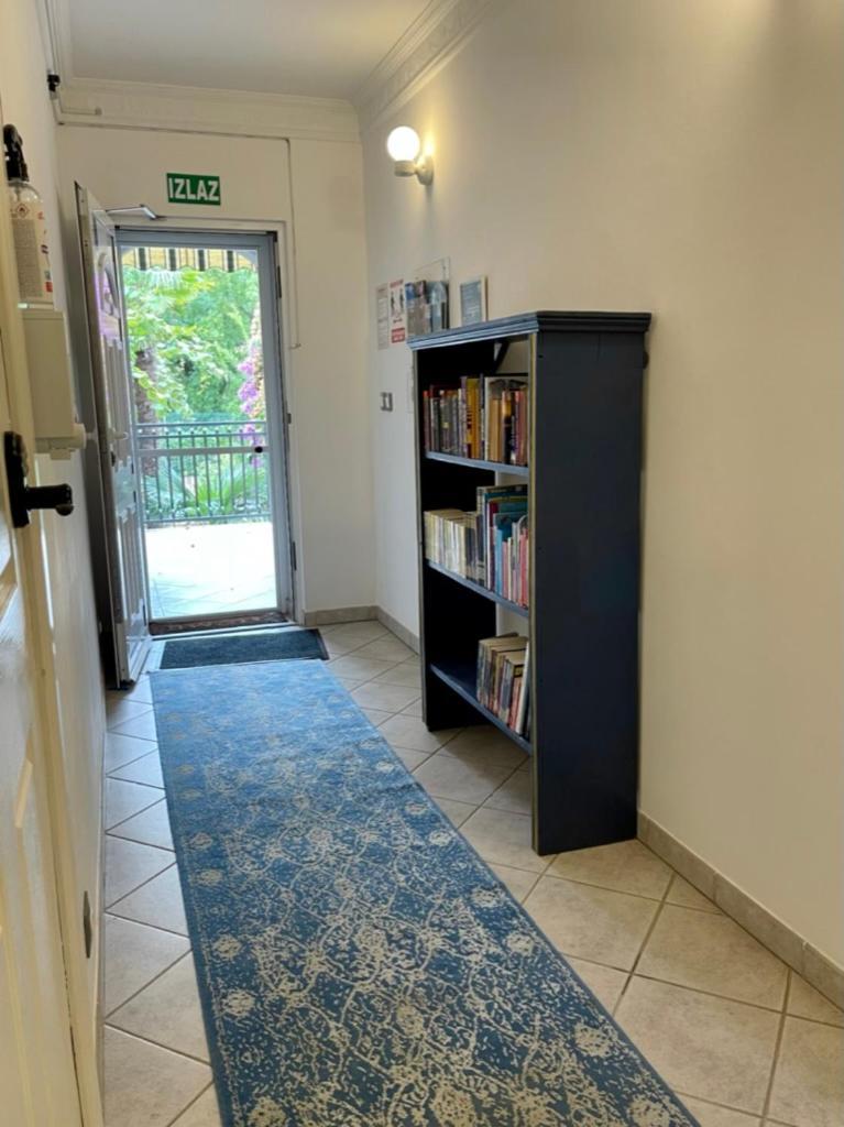 Apartmani Dina Biograd Na Moru Εξωτερικό φωτογραφία