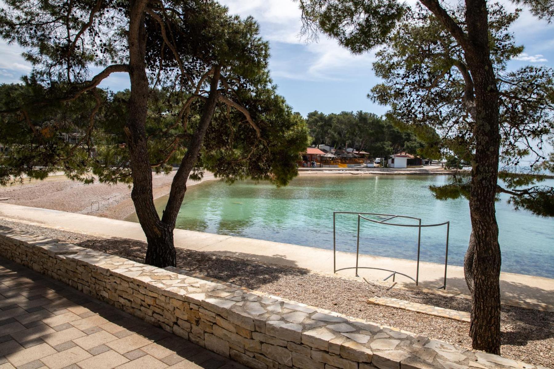 Apartmani Dina Biograd Na Moru Εξωτερικό φωτογραφία