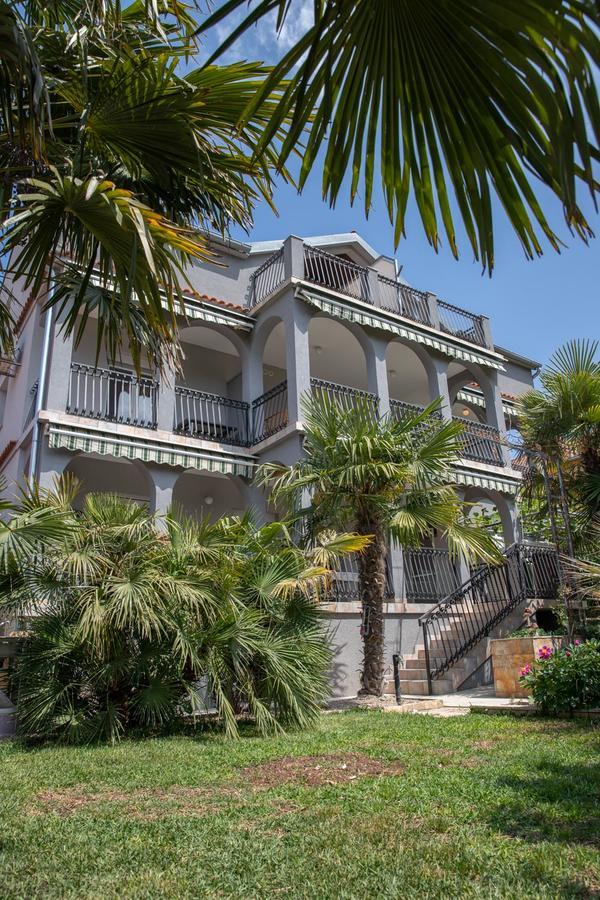 Apartmani Dina Biograd Na Moru Εξωτερικό φωτογραφία