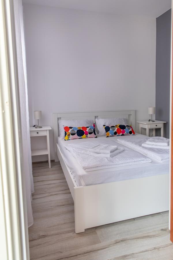 Apartmani Dina Biograd Na Moru Εξωτερικό φωτογραφία