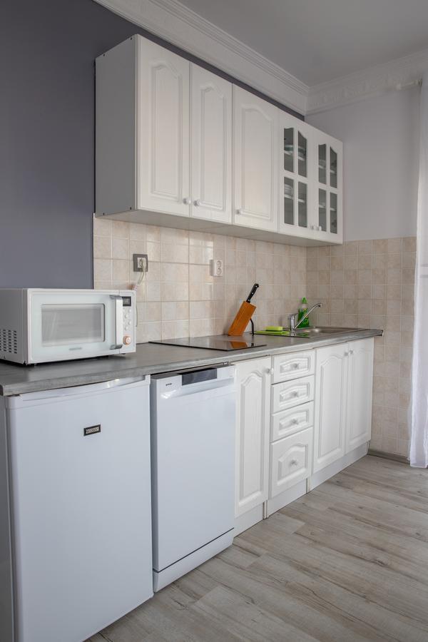 Apartmani Dina Biograd Na Moru Εξωτερικό φωτογραφία